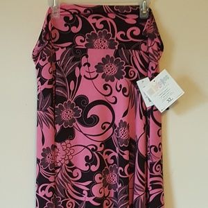 XL LuLaRoe Azure, New with tags, pink & black